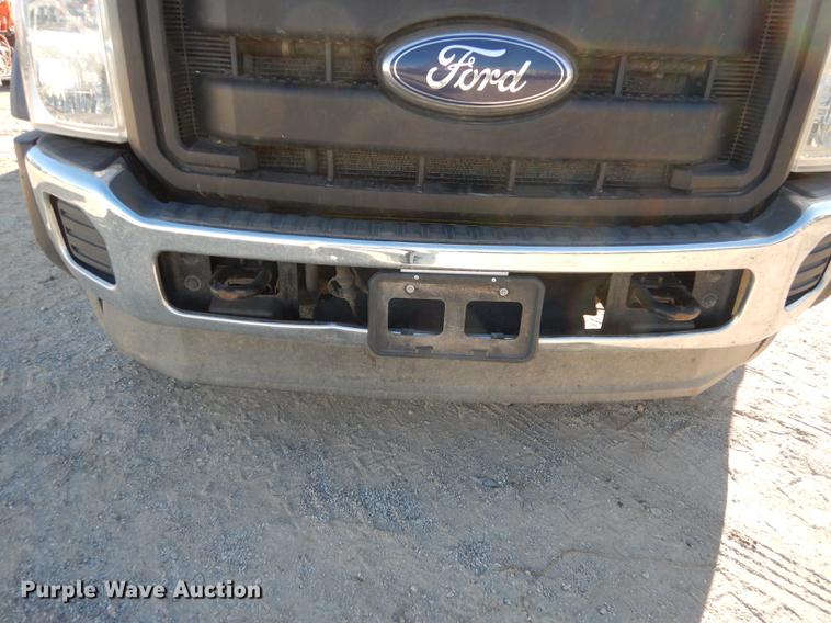 image for item K5796 2011 Ford F550 Super Duty SuperCab utility bed truck