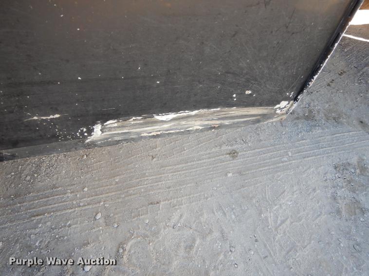 image for item K5796 2011 Ford F550 Super Duty SuperCab utility bed truck