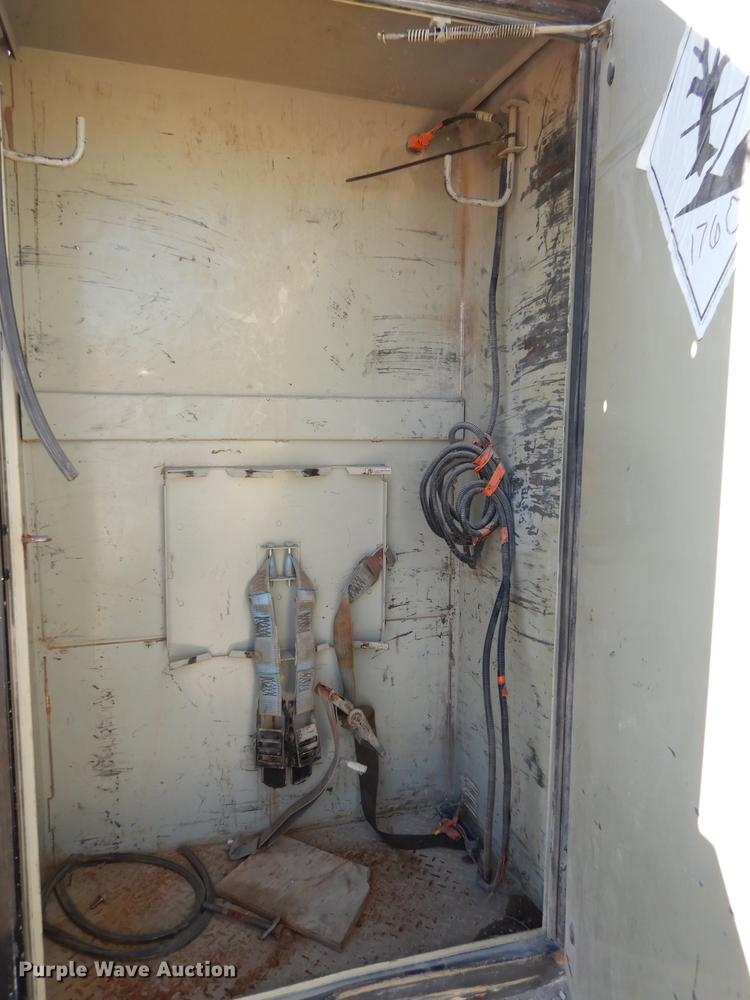 image for item K5796 2011 Ford F550 Super Duty SuperCab utility bed truck