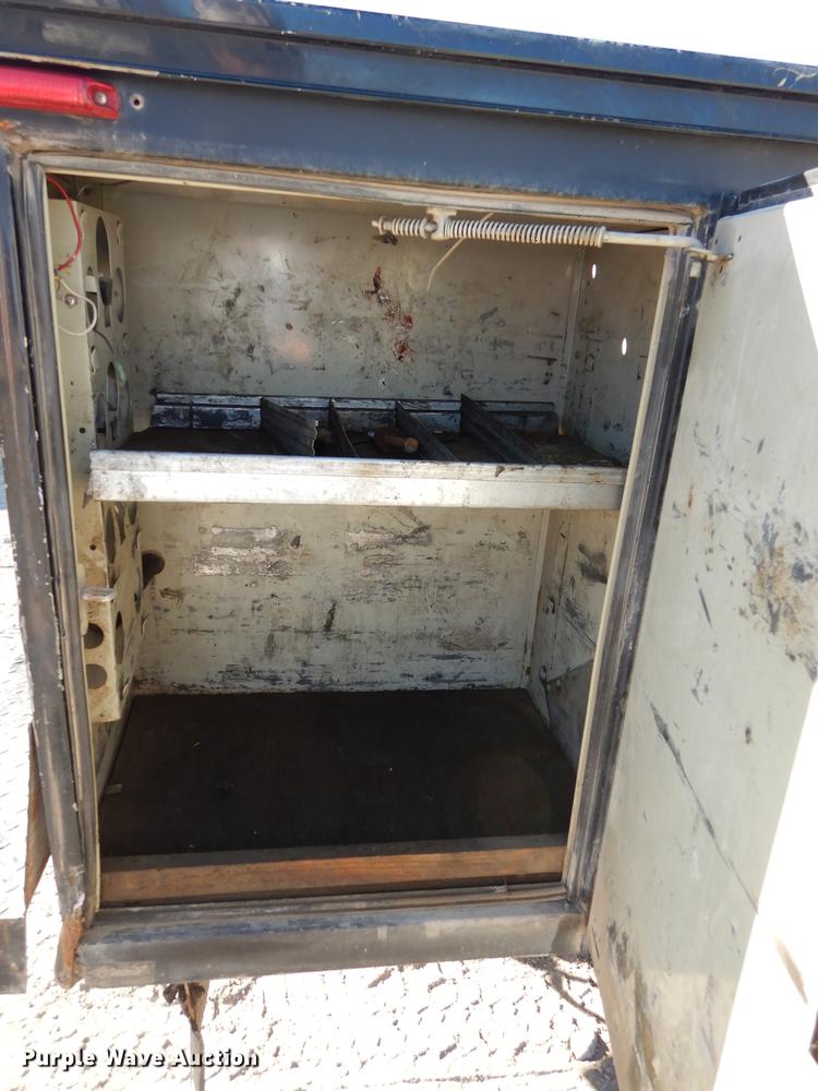 image for item K5796 2011 Ford F550 Super Duty SuperCab utility bed truck