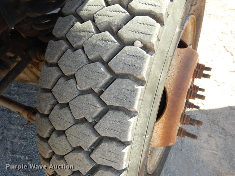 image for item K5801 2007 Ford F550 Super Duty XL utility bed truck