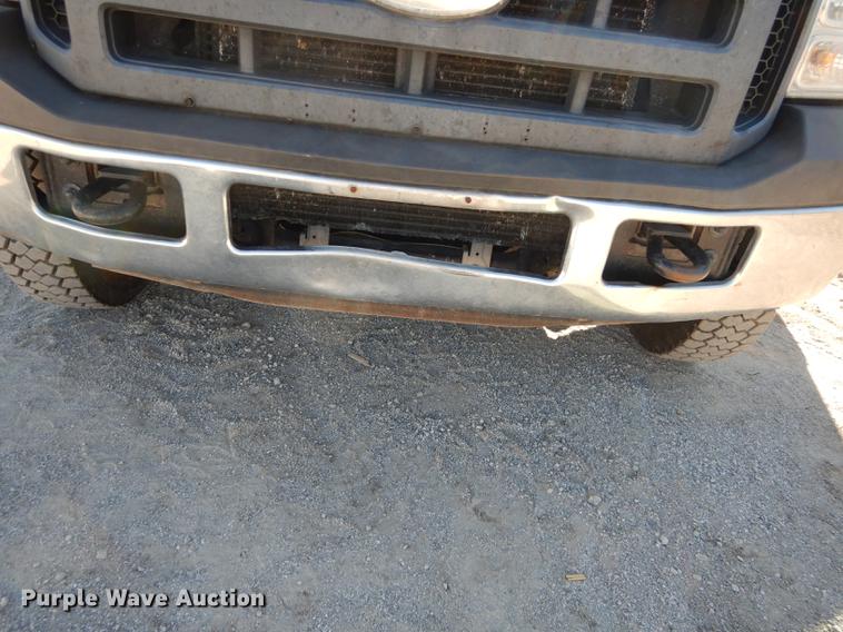 image for item K5801 2007 Ford F550 Super Duty XL utility bed truck