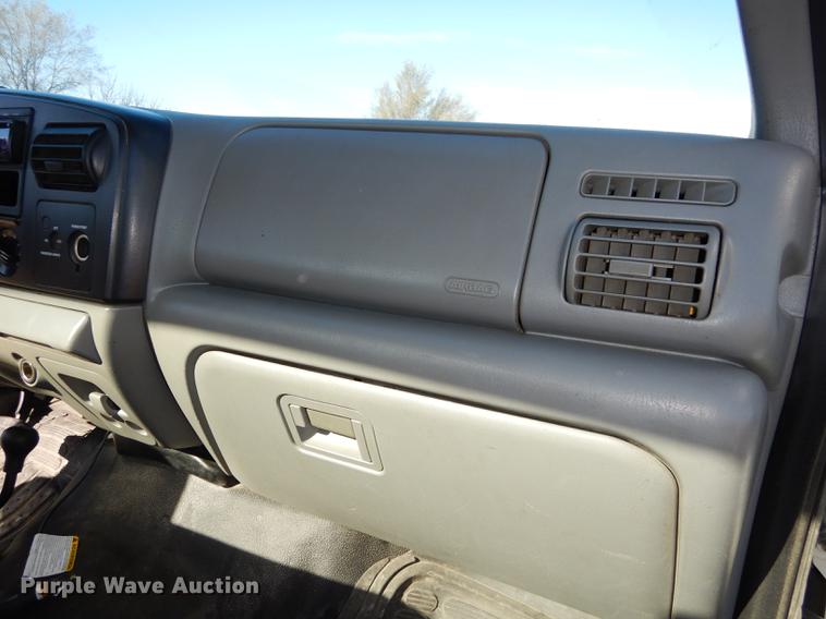 image for item K5801 2007 Ford F550 Super Duty XL utility bed truck