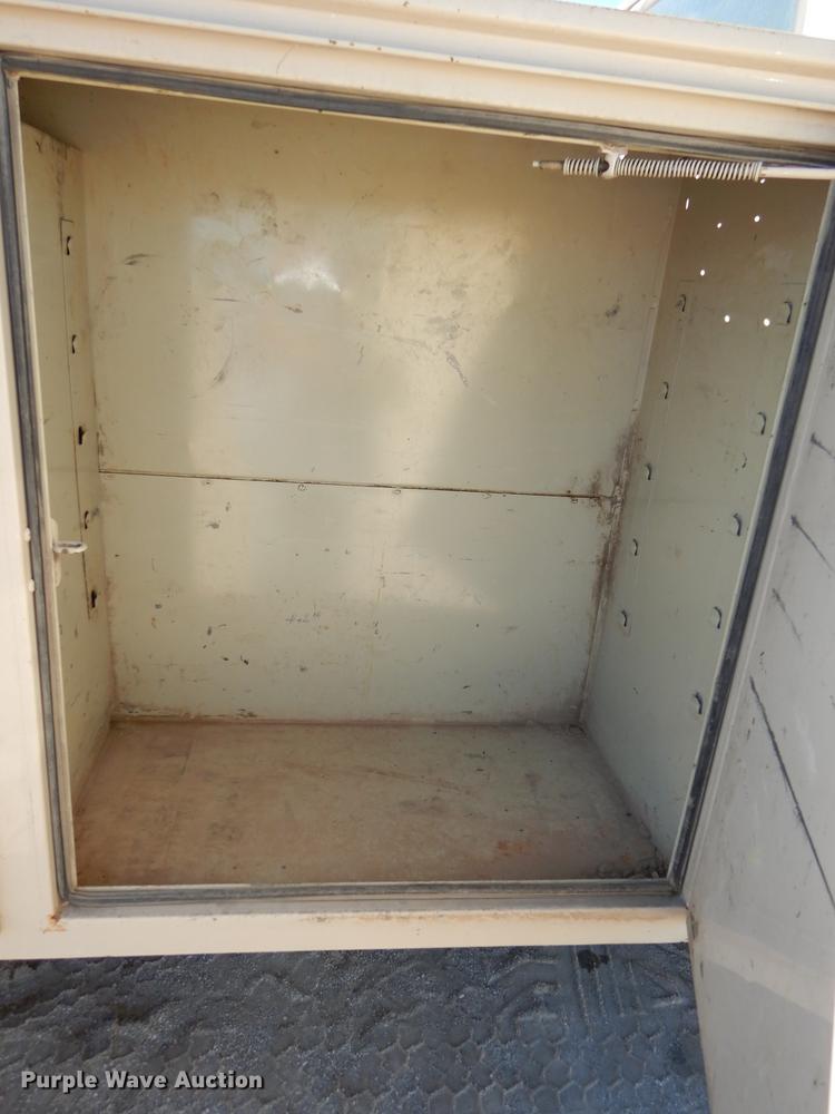 image for item K5801 2007 Ford F550 Super Duty XL utility bed truck