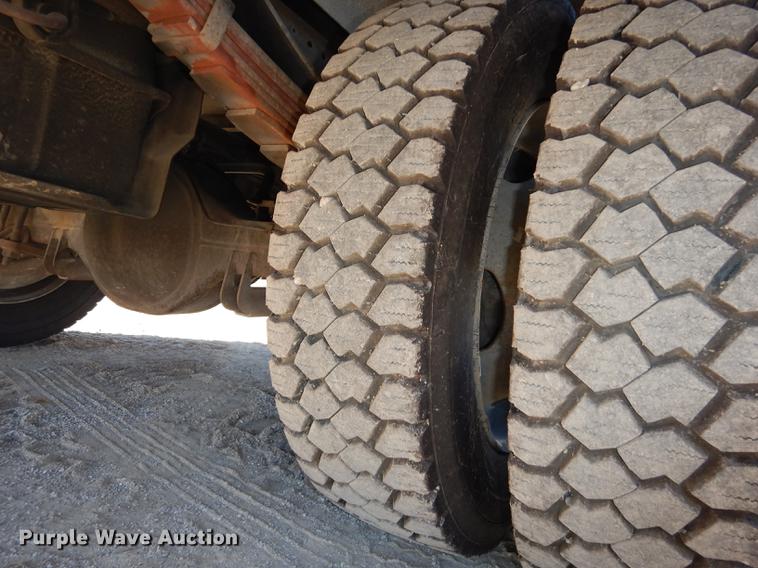 image for item K5801 2007 Ford F550 Super Duty XL utility bed truck