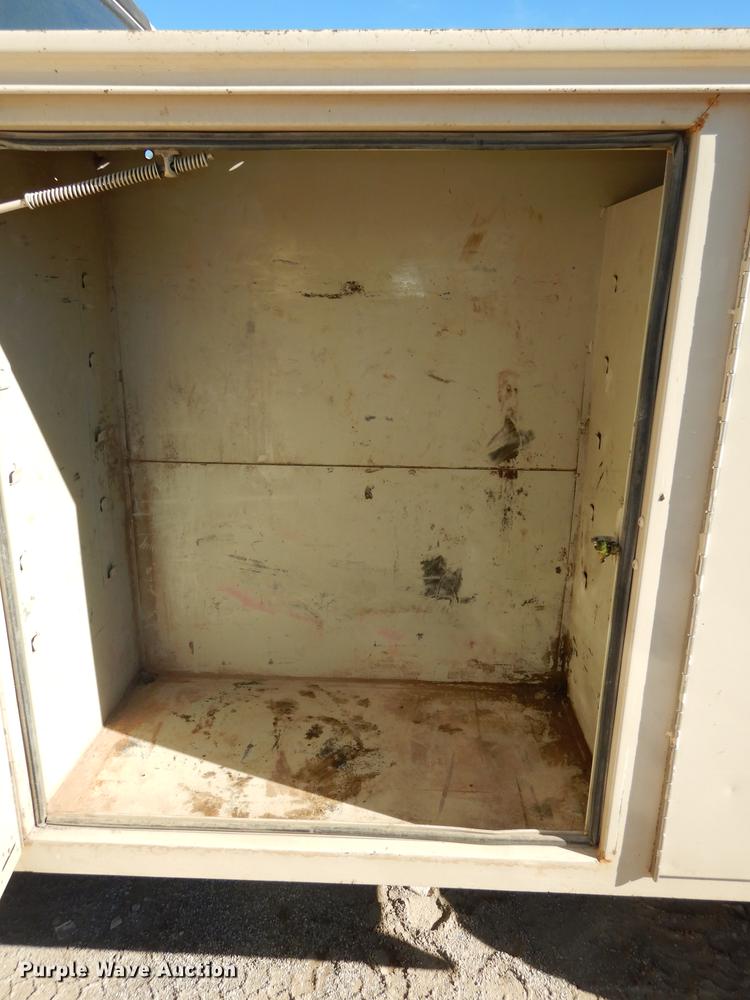 image for item K5801 2007 Ford F550 Super Duty XL utility bed truck