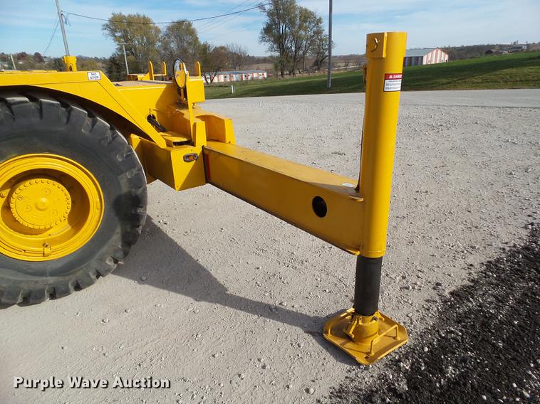 image for item L5714 1994 Grove RT528C crane