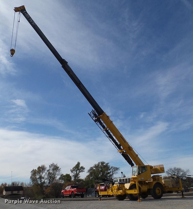 image for item L5714 1994 Grove RT528C crane