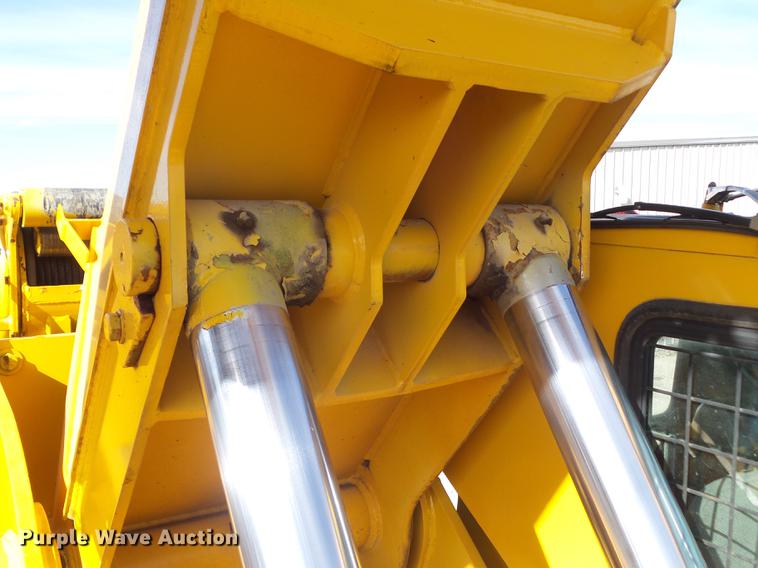 image for item L5714 1994 Grove RT528C crane