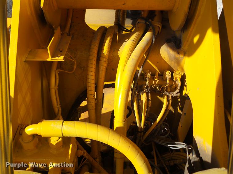 image for item L5714 1994 Grove RT528C crane