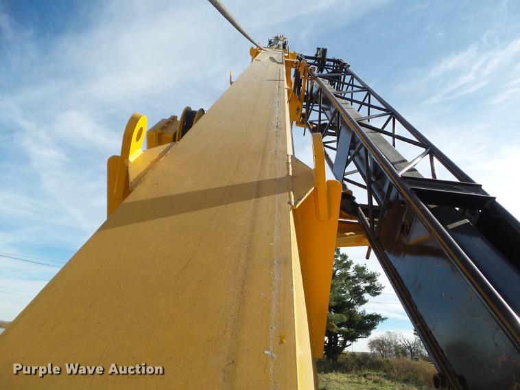 image for item L5714 1994 Grove RT528C crane
