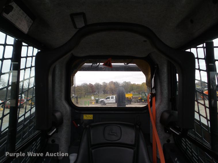 image for item L5717 2017 John Deere 333G skid steer