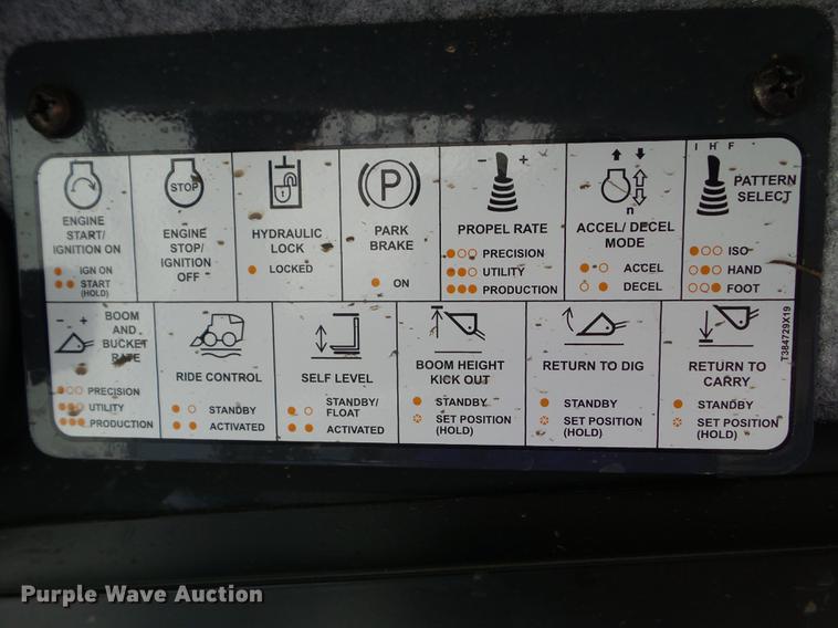 image for item L5717 2017 John Deere 333G skid steer