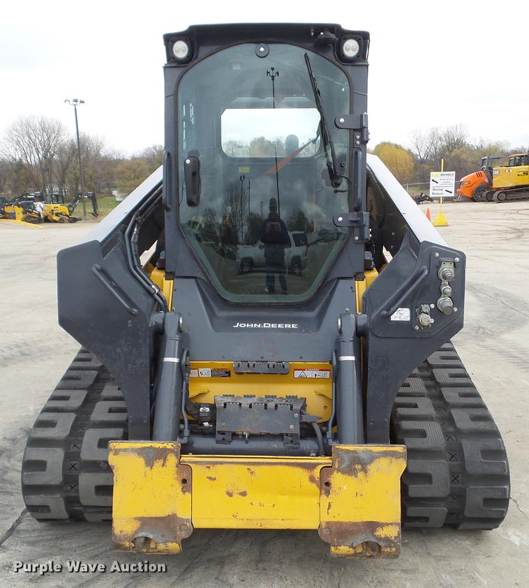 image for item L5718 2017 John Deere 333G skid steer