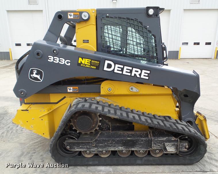 image for item L5718 2017 John Deere 333G skid steer