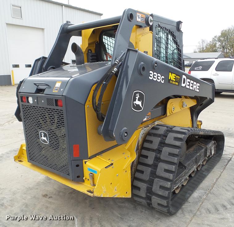 image for item L5718 2017 John Deere 333G skid steer