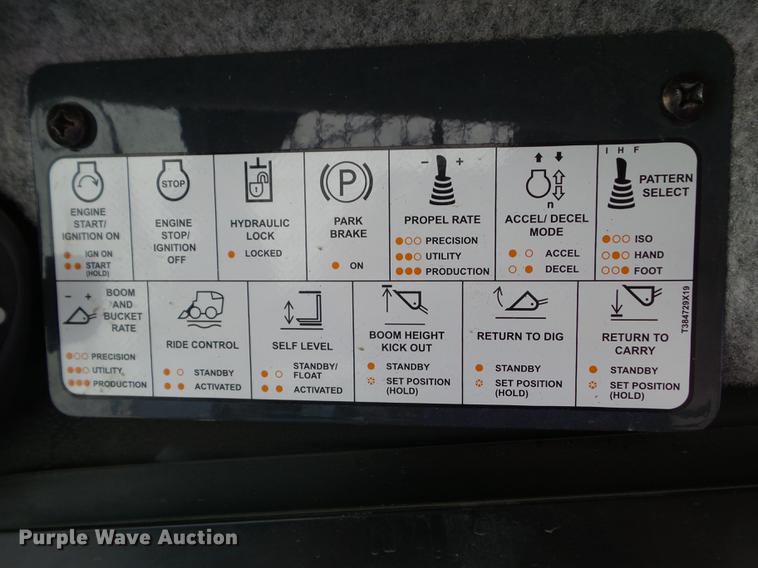 image for item L5718 2017 John Deere 333G skid steer