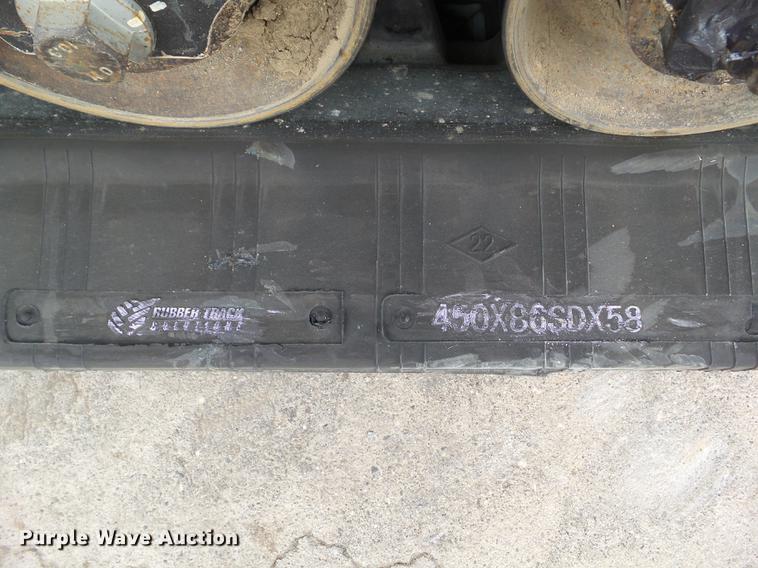 image for item L5718 2017 John Deere 333G skid steer