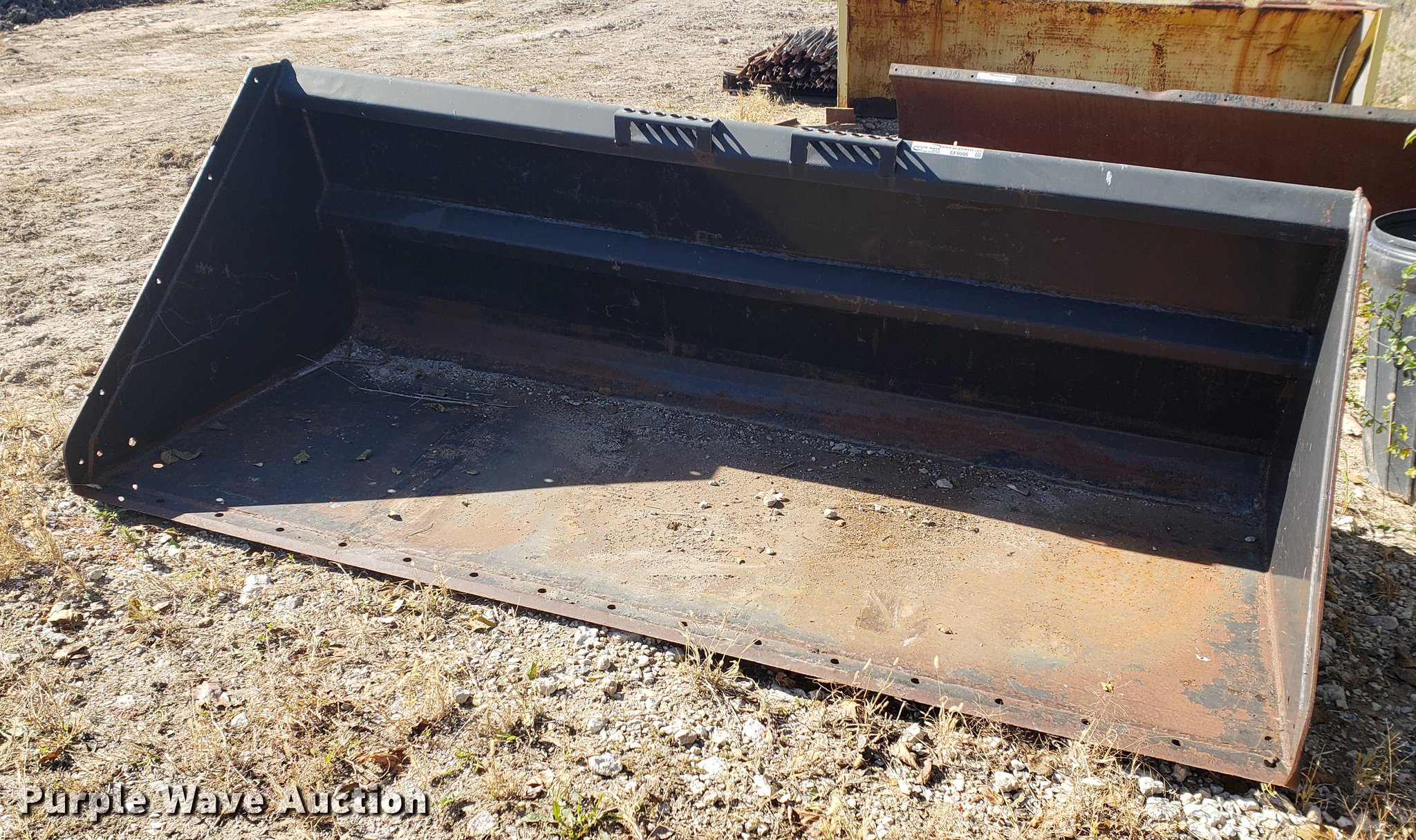 Bobcat skid steer snow bucket in Independence, MO Item EF9986 sold