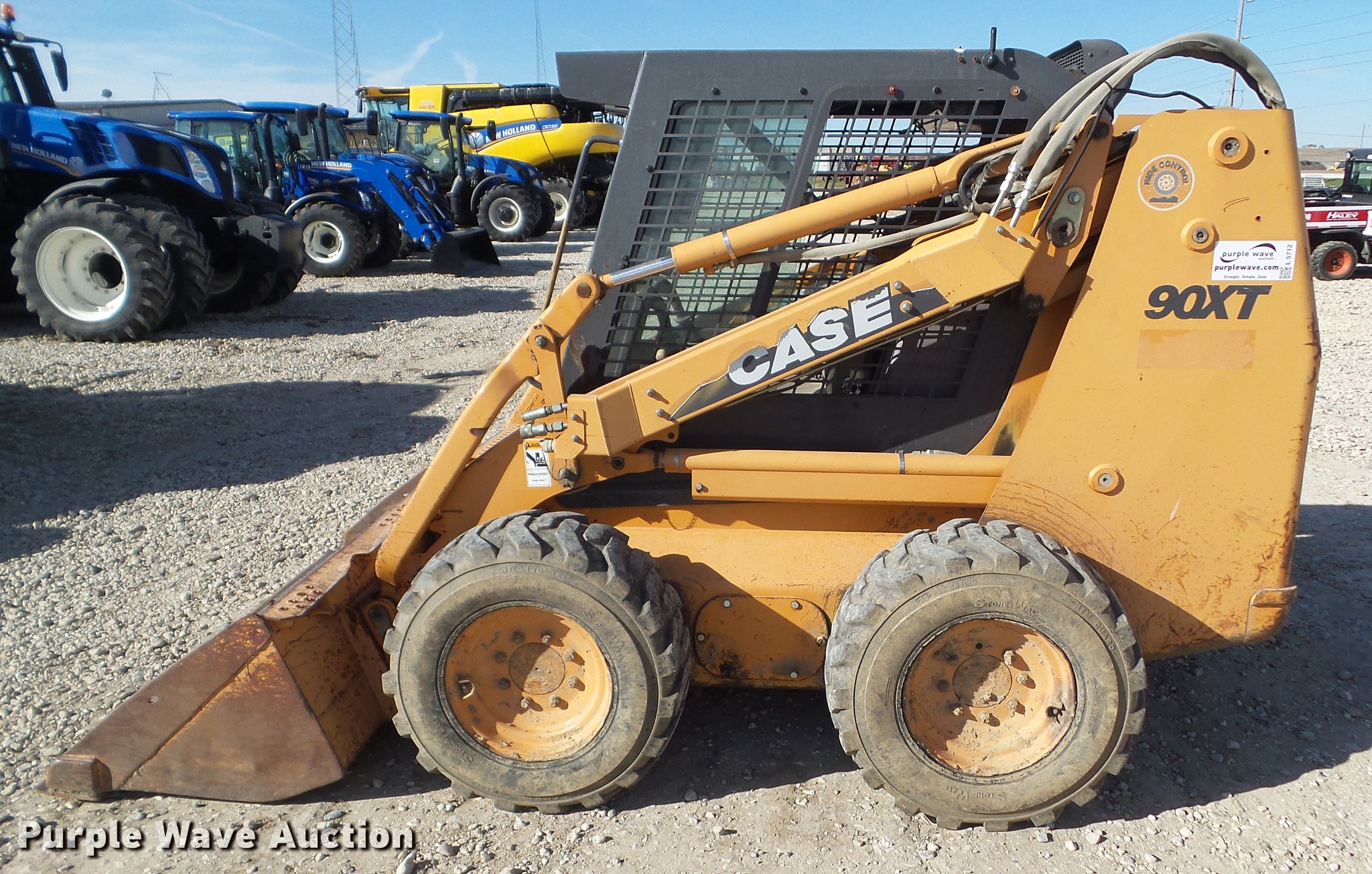2002 Case 90XT skid steer in Carroll, IA Item L5712 sold Purple Wave