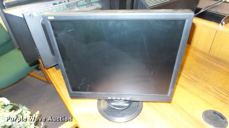 image for item AM9216 Approximately 35 computer monitors