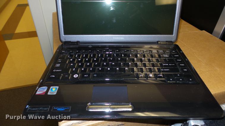 image for item AM9217 (16) laptops