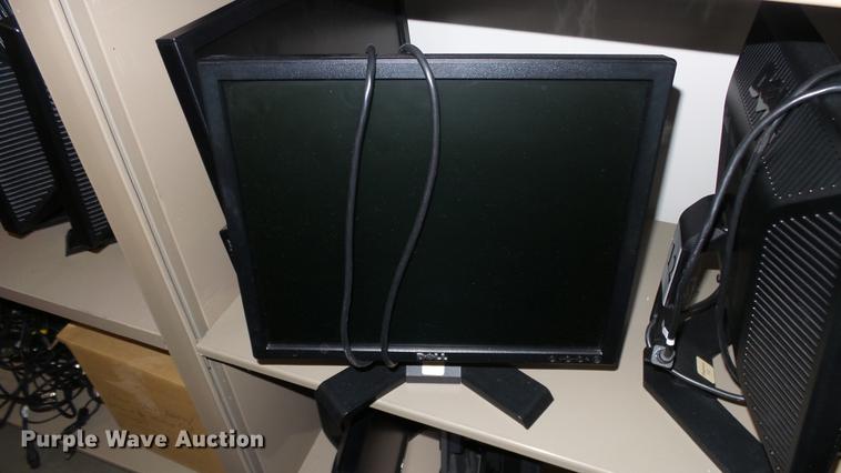 image for item AM9223 Monitors and CPUs