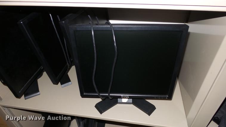 image for item AM9223 Monitors and CPUs