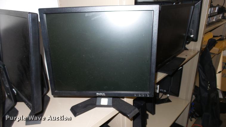 image for item AM9223 Monitors and CPUs