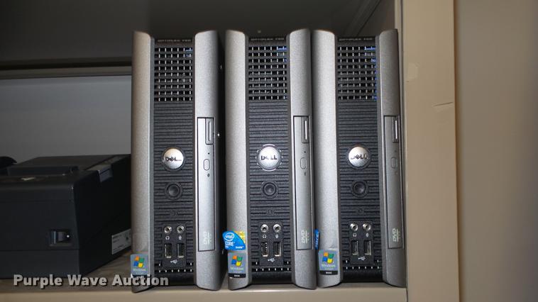 image for item AM9223 Monitors and CPUs