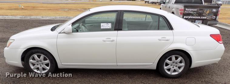 image for item DB9048 2006 Toyota Avalon XL
