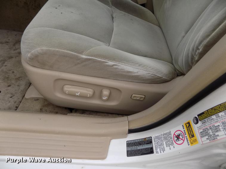 image for item DB9048 2006 Toyota Avalon XL