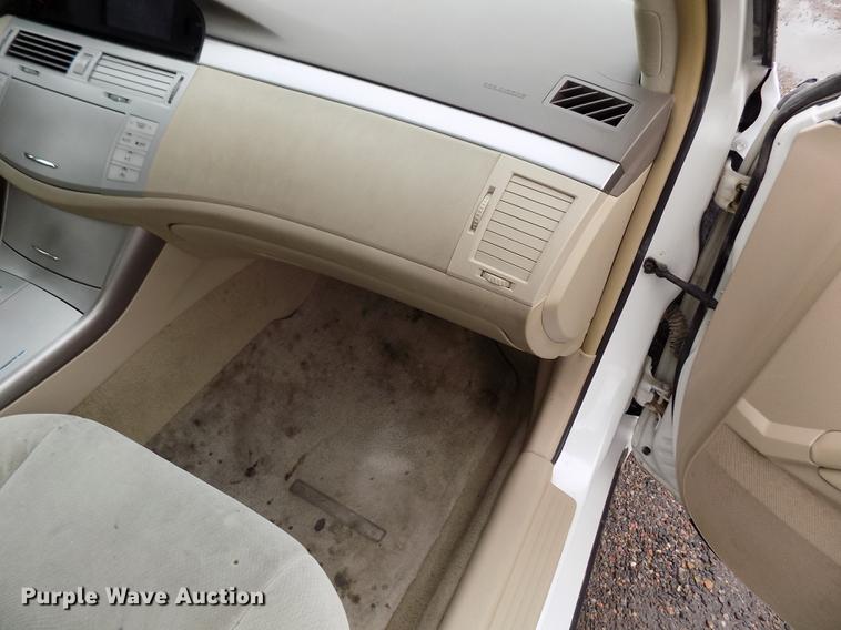 image for item DB9048 2006 Toyota Avalon XL