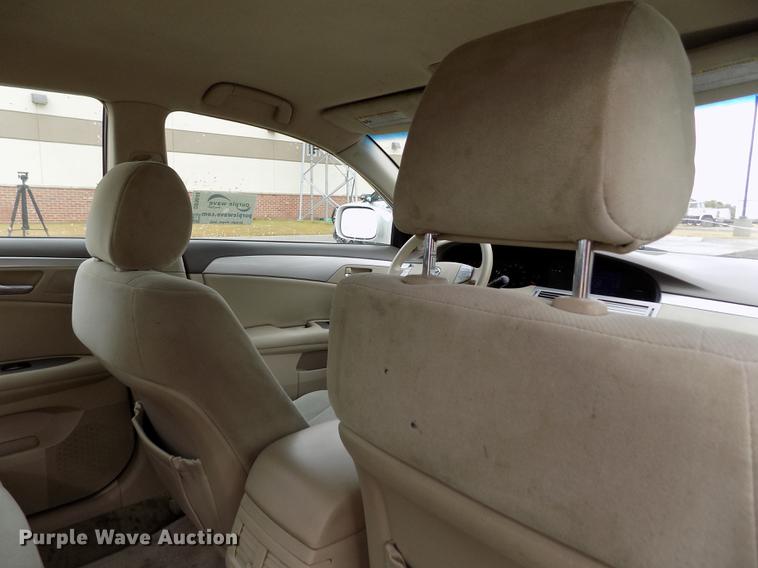 image for item DB9048 2006 Toyota Avalon XL