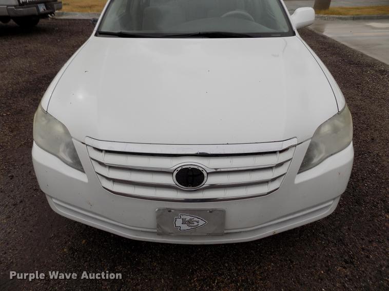 image for item DB9048 2006 Toyota Avalon XL