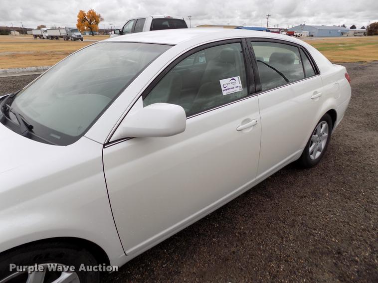 image for item DB9048 2006 Toyota Avalon XL