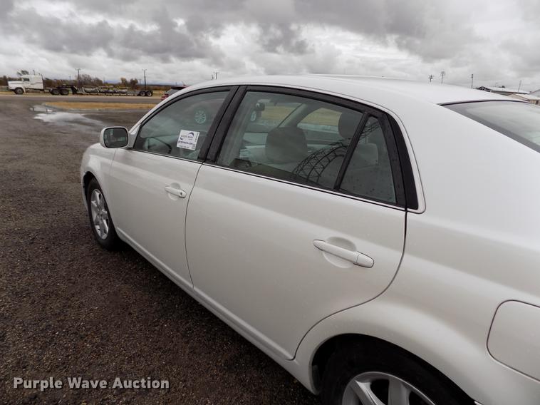 image for item DB9048 2006 Toyota Avalon XL