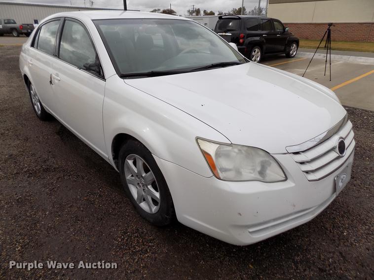 image for item DB9048 2006 Toyota Avalon XL