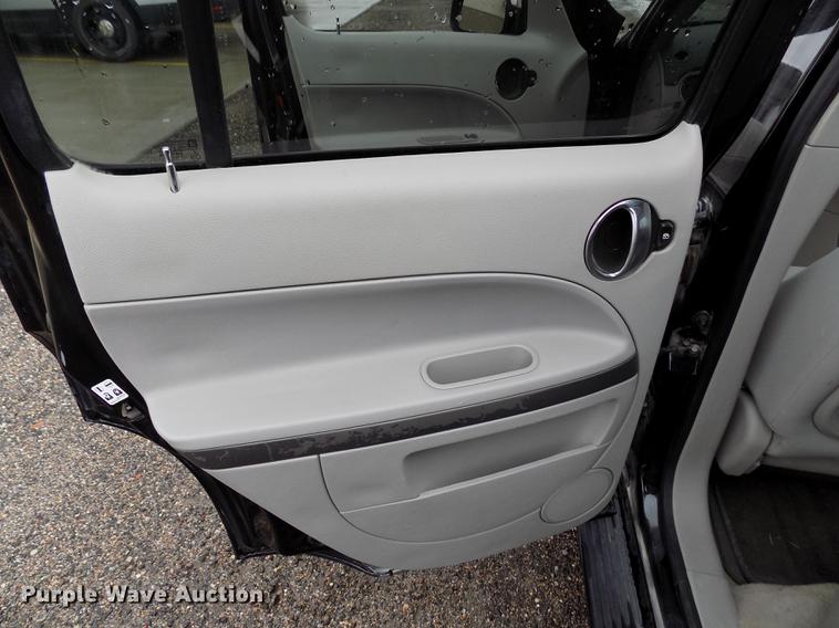 image for item DB9049 2006 Chevrolet HHR LT