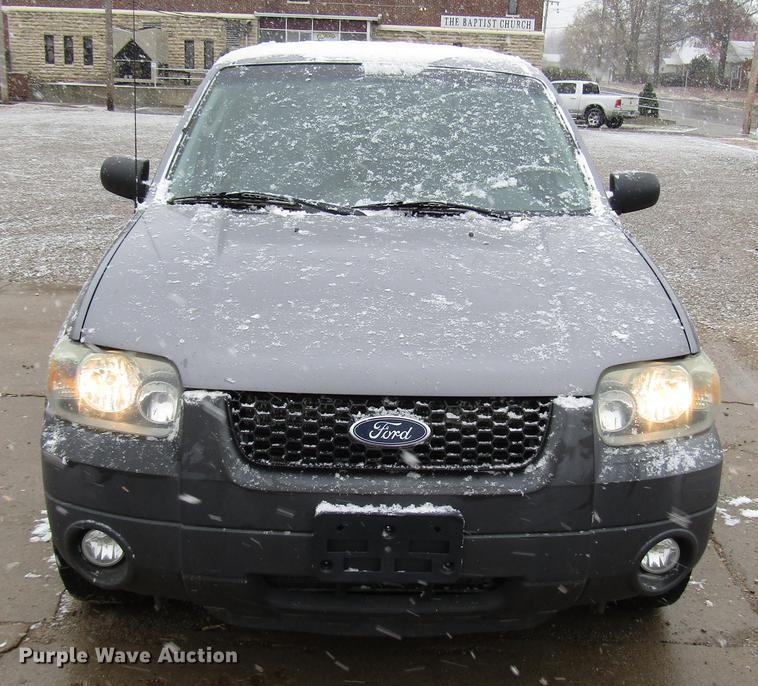 image for item DD3812 2007 Ford Escape SUV