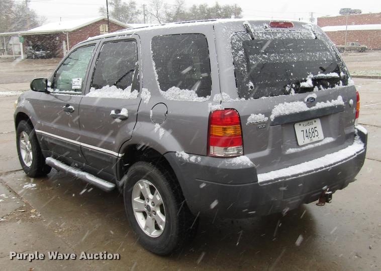 image for item DD3812 2007 Ford Escape SUV