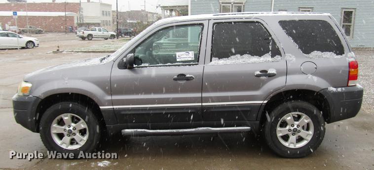 image for item DD3812 2007 Ford Escape SUV