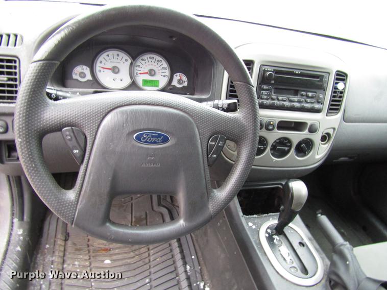 image for item DD3812 2007 Ford Escape SUV