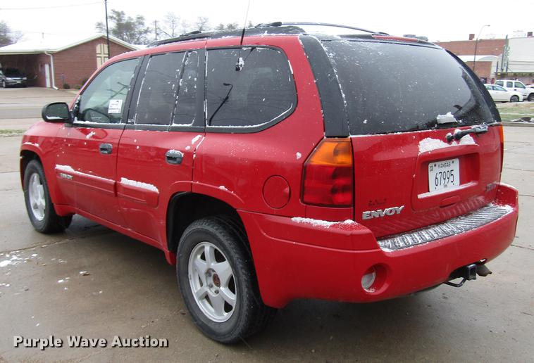 image for item DD3813 2002 GMC Envoy SUV