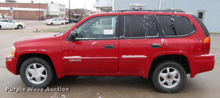 image for item DD3813 2002 GMC Envoy SUV