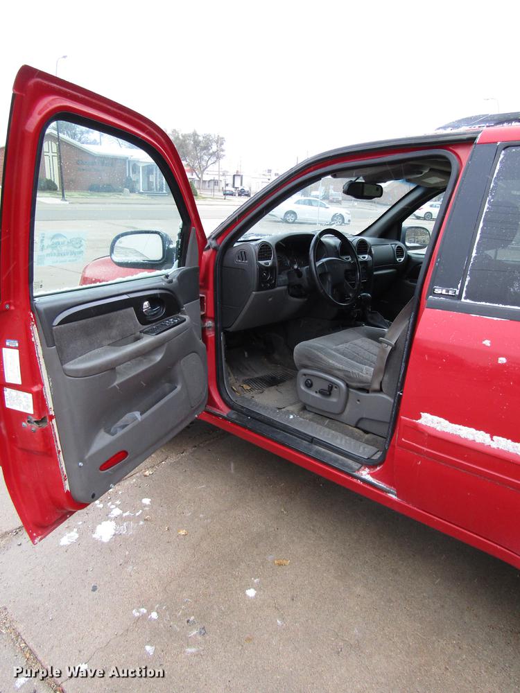 image for item DD3813 2002 GMC Envoy SUV