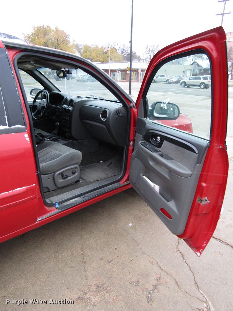 image for item DD3813 2002 GMC Envoy SUV