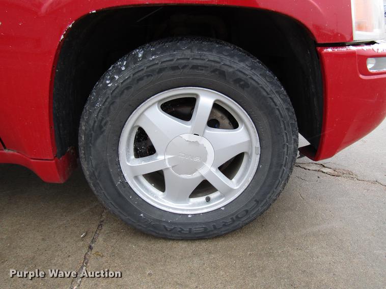 image for item DD3813 2002 GMC Envoy SUV