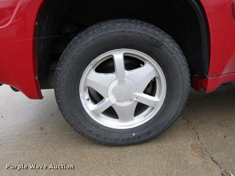 image for item DD3813 2002 GMC Envoy SUV