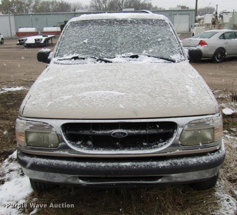 image for item DD3815 1998 Ford Explorer SUV